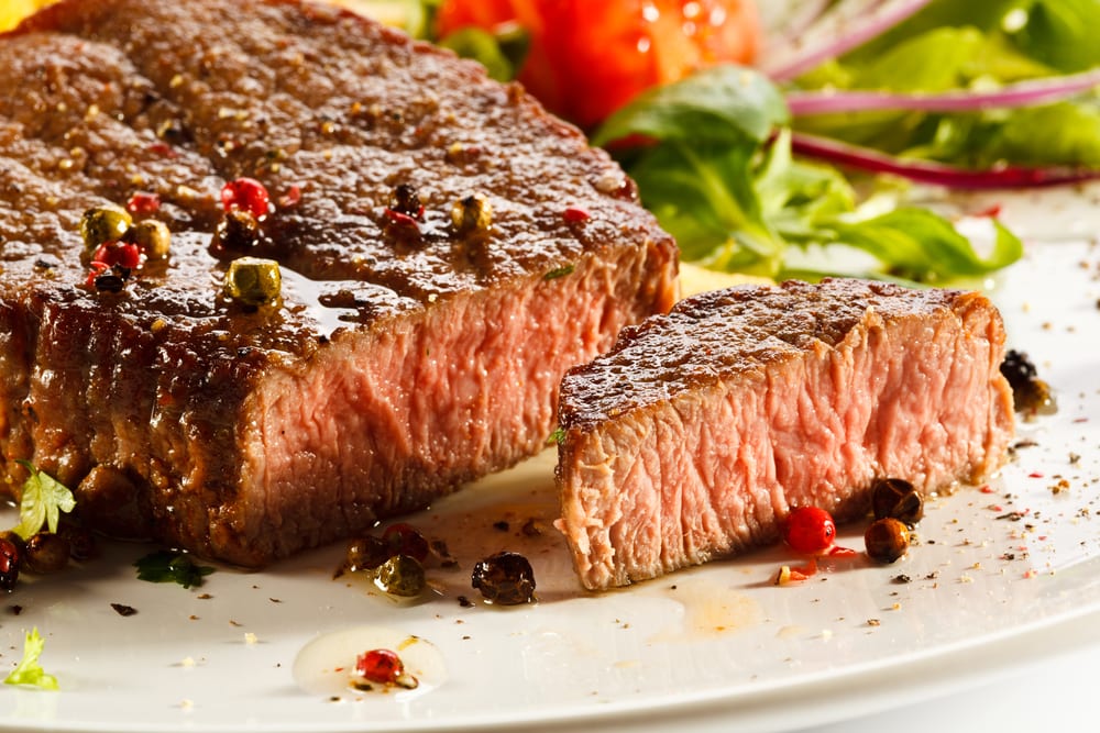 steak dinner with salad